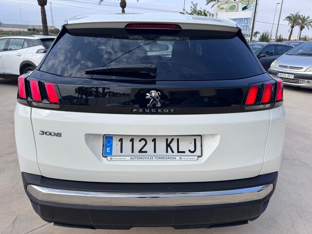PEUGEOT 3008 ACTIVE 1.2. E-THP AUTO SPANISH LHD IN SPAIN ONLY 59000 MILES 2018